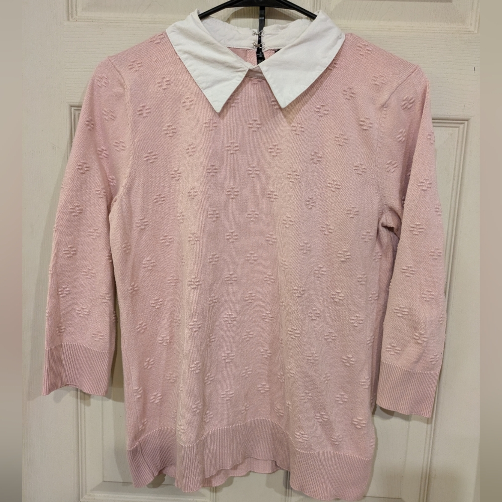 Cable and Guage Woman's Large Pink Sweater 3/4 Sleeve and White Collar